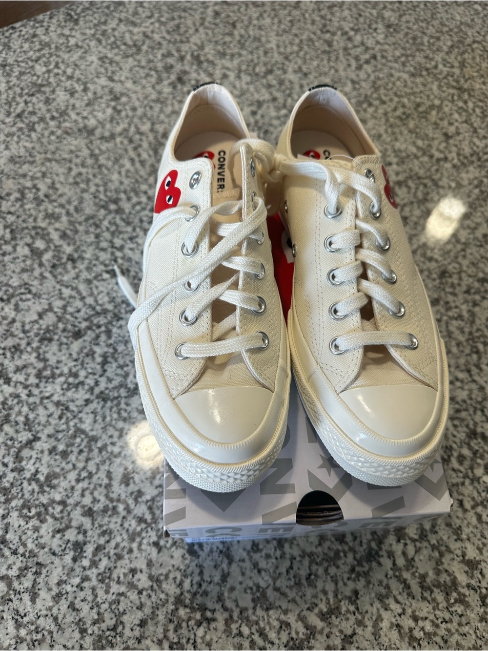 Converse Cream Low-Top Sneakers with Red Heart Graphic - Picture 6 of 7